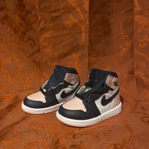 Jordan 1 Retro High OG Toddler Bubble Gum Pink